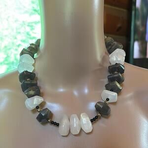 Handmade Green and White/clear Chunky Necklace‎